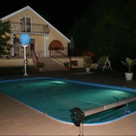 Zonnehuis Mit Privatem Schwimmbad By Interhome Дом отдыха Sukoro