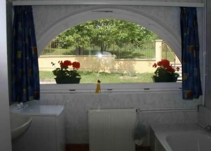 Zonnehuis Mit Privatem Schwimmbad By Interhome *
