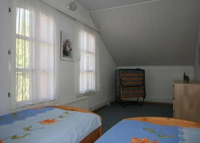 Zonnehuis Mit Privatem Schwimmbad By Interhome *